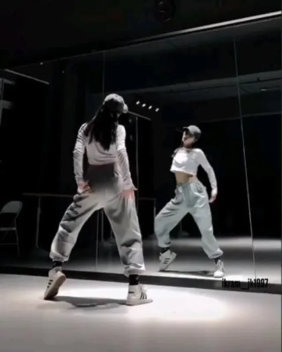Dancehall lessons (69)