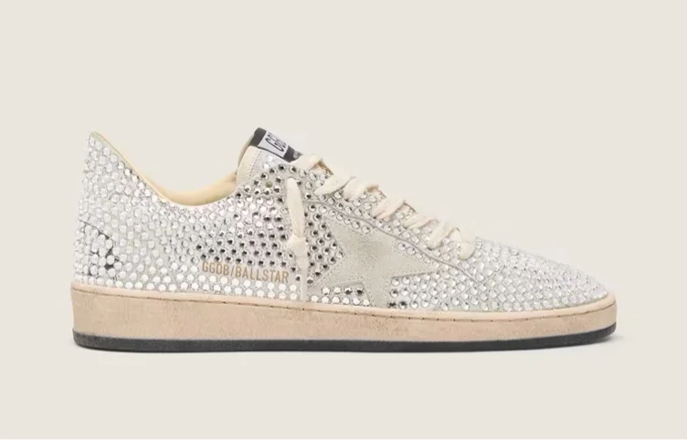 🤩👟✨