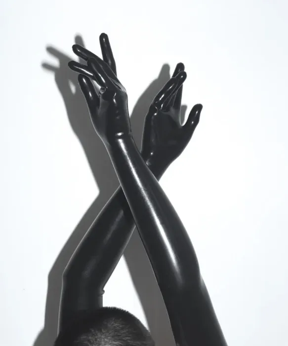 MM Latex Shoulder Gloves | M / Black