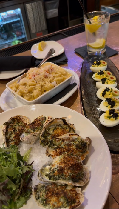 Dinner & Drinks 🍷🍽️