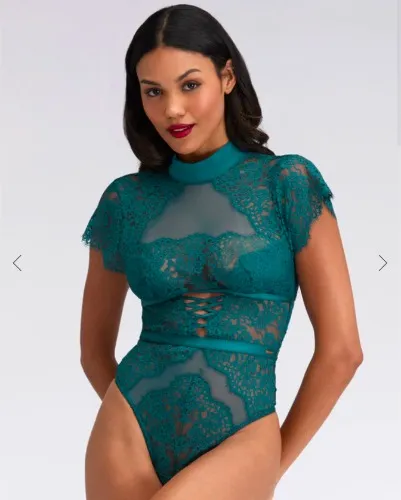 Gianna lace bodysuit