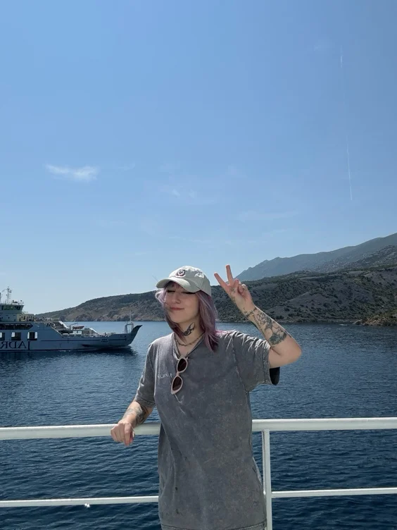 Pay for my vacation ☀️