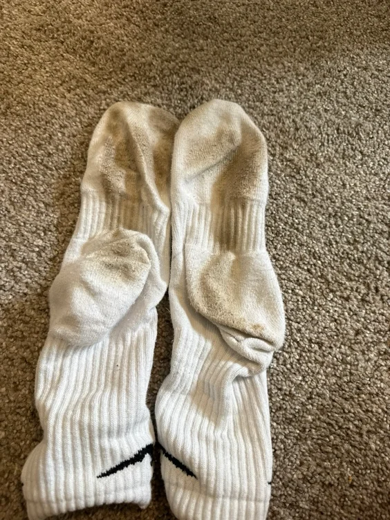 Smelly sock addict 