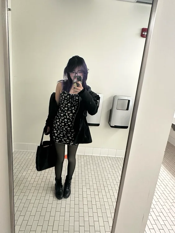 purse ($777)