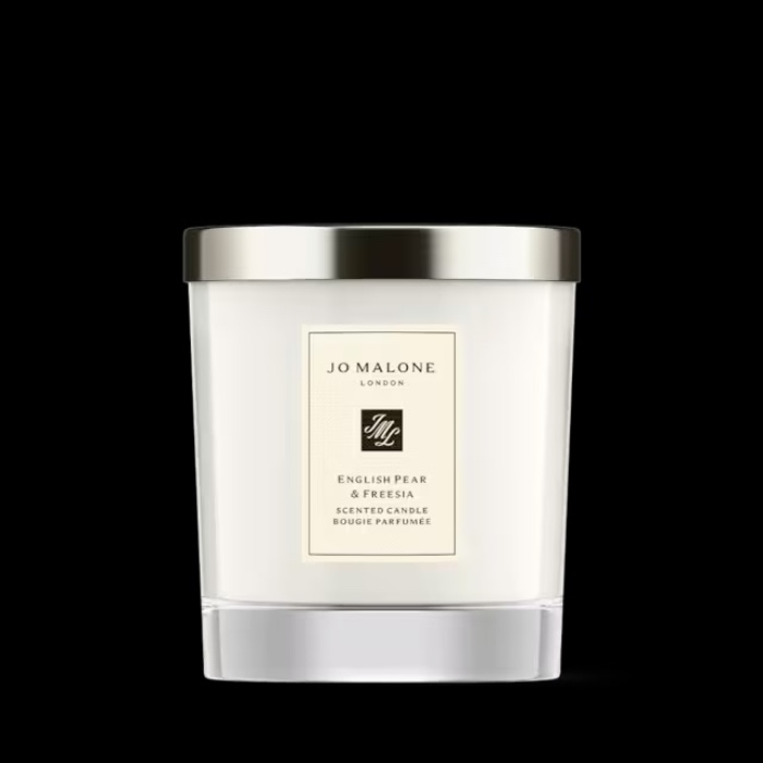 English Pear & Freesia Scented Candle - 65g