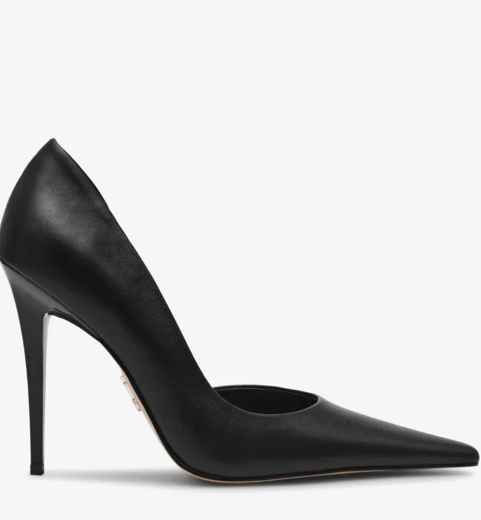 BLACK PUMPS 