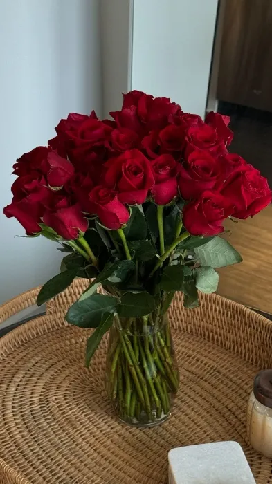 Red roses