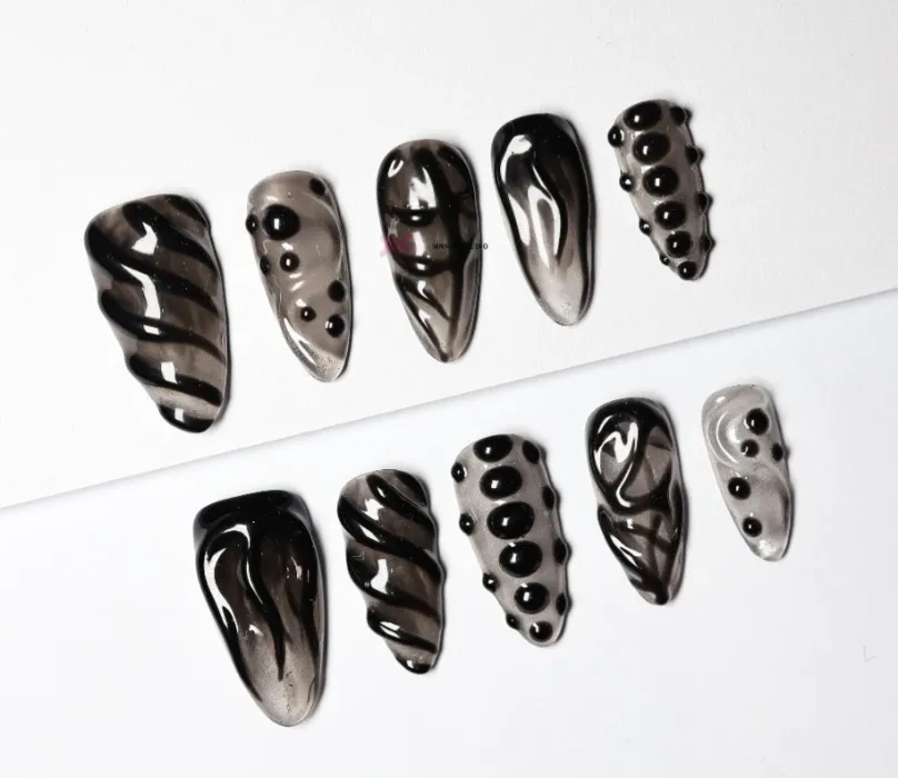 Black textured nails