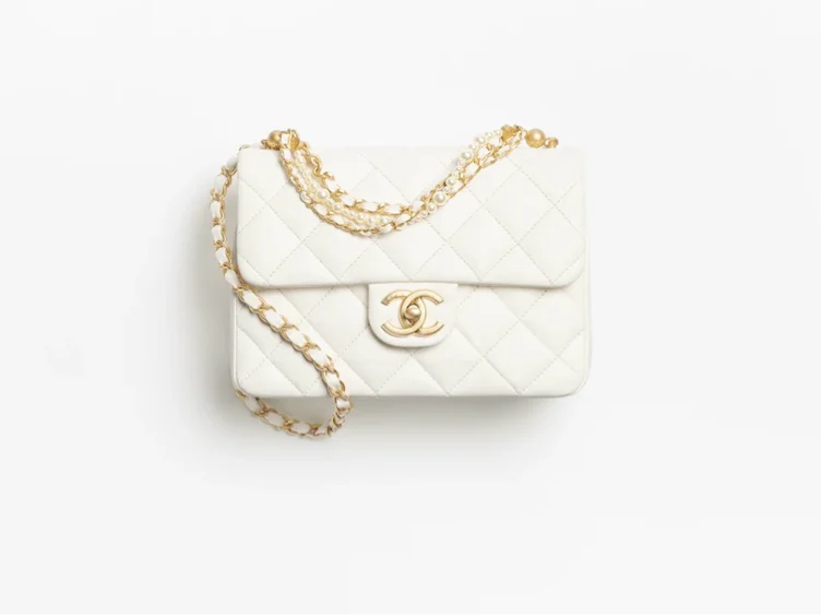 Malá kabelka s klopou