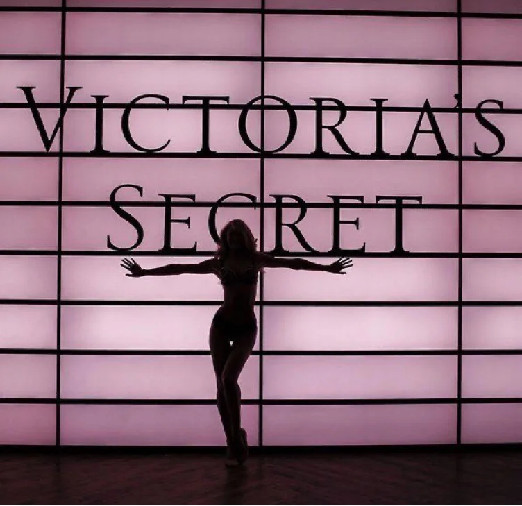Victoria’s Secret Shopping