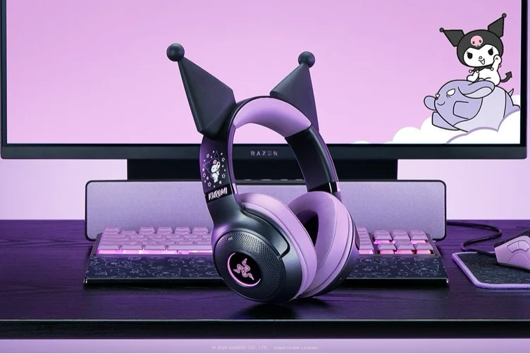 Wireless Bluetooth Headset with Mics and Kitty Ears: Razer Kraken Kitty V2 BT | Razer United States