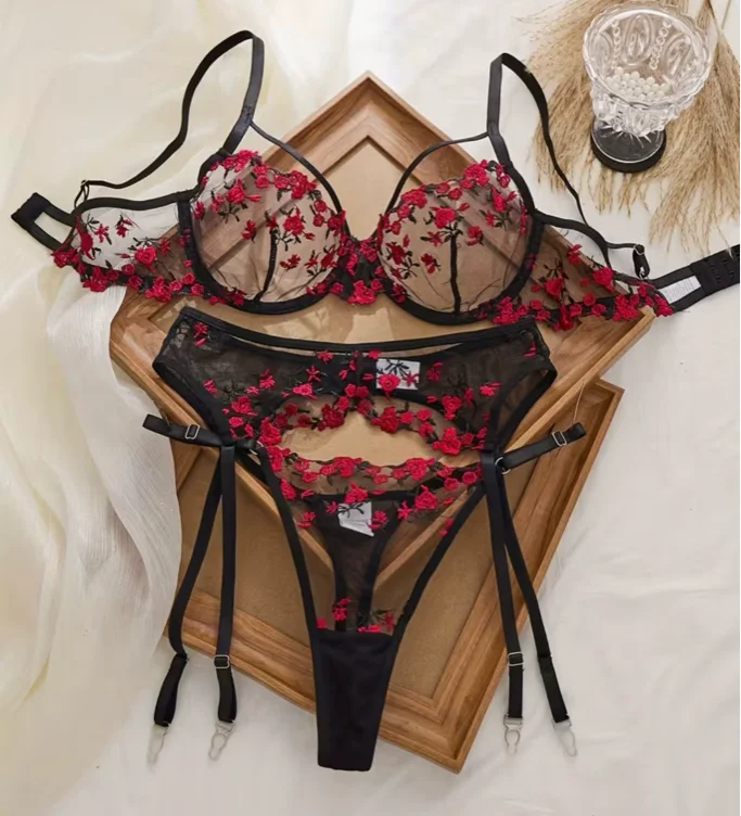 Sexy lingerie set