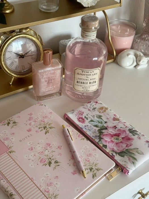 journal & stuff ♡