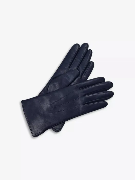 Leather gloves