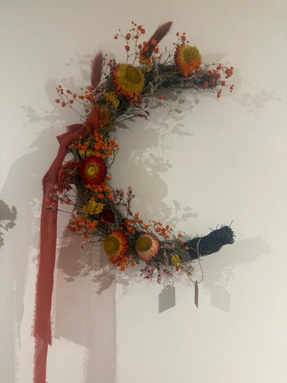 Floral Moon Crescent