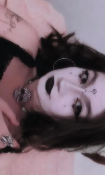 Make upppp
