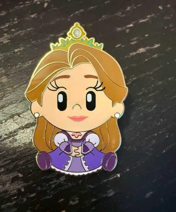 Tangled Adorb Queen Pin
