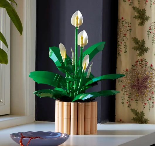 Peace lily Lego set 
