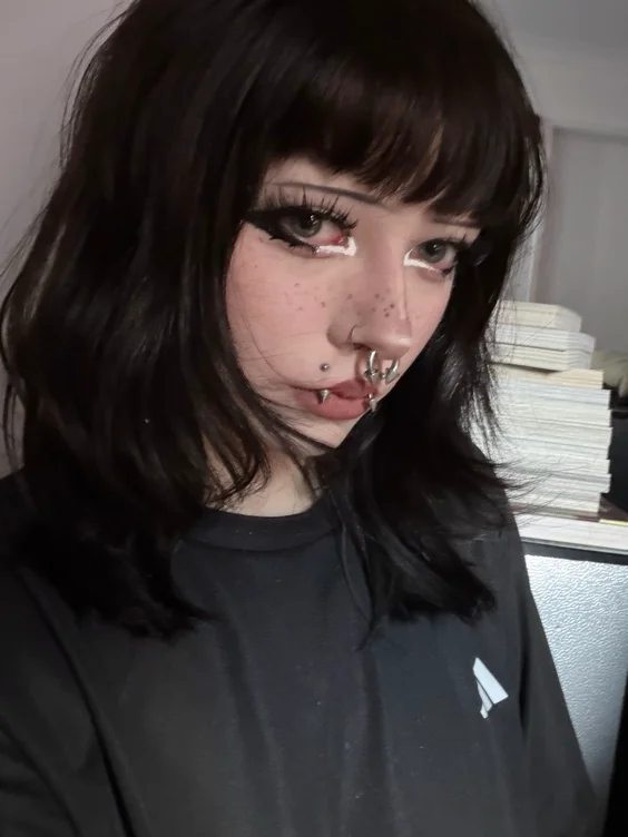 Tip your fav goth ~<3