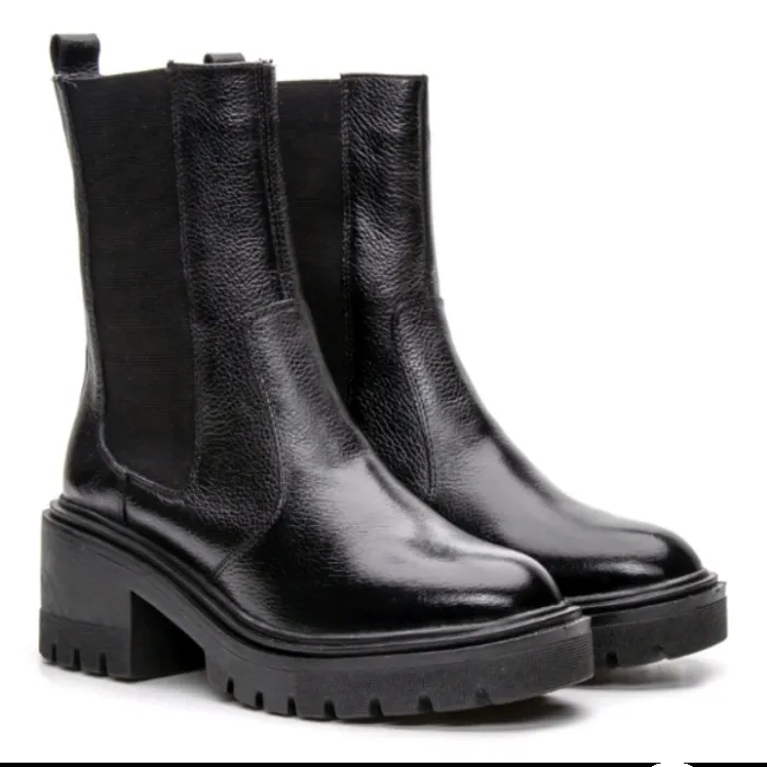 Amazing boots