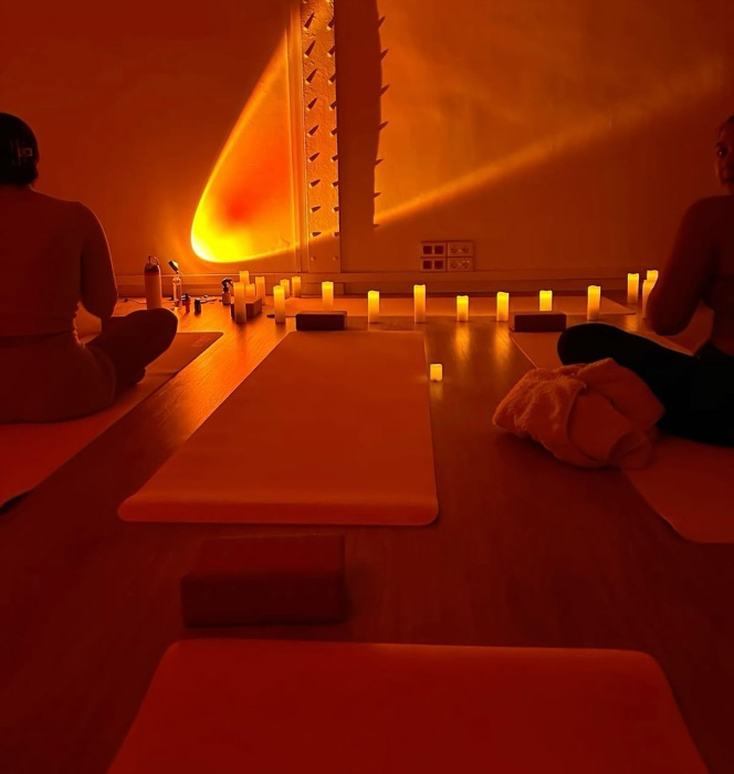 Weekly HOT yoga class 