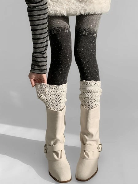 Snowflake Polka Dot Pattern Knitted Tights