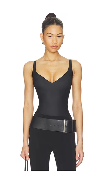 SKIMS Body Core Sculpt Plunge Thong Bodysuit in Black. - size XS