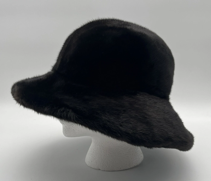 American Legend Black Mink Fur Cloche Hat North American Elegant Vintage Luxury