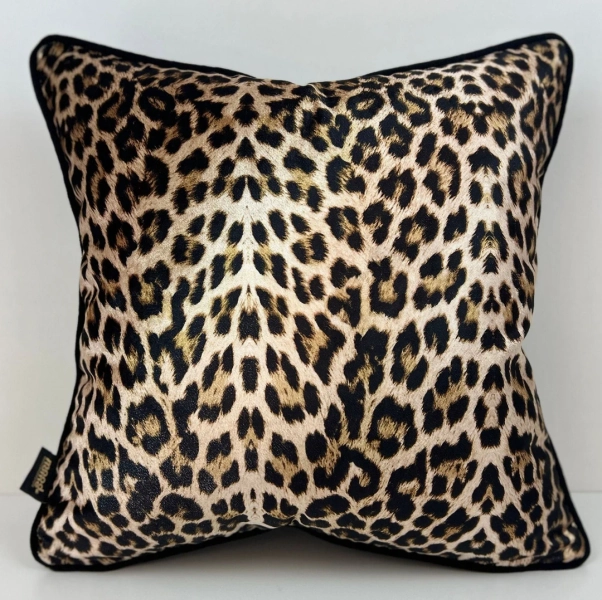 Luxury Leopard Velvet Pillow Cover: Animal Print Cushion - Etsy Canada