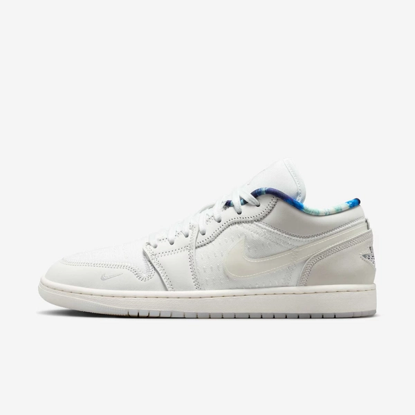 Air Jordan 1 Low SE Summit White