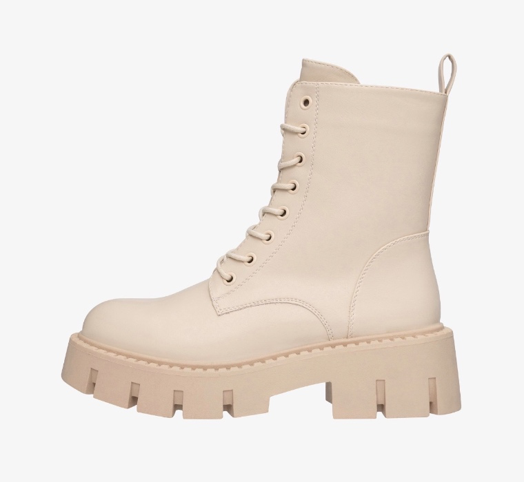 Beige boots