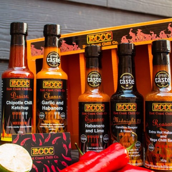 Large Hot Sauce Gift Set - 5 Artisan Chilli Sauces - 150ml Bottles - Perfect Gift for Chilli Lovers
