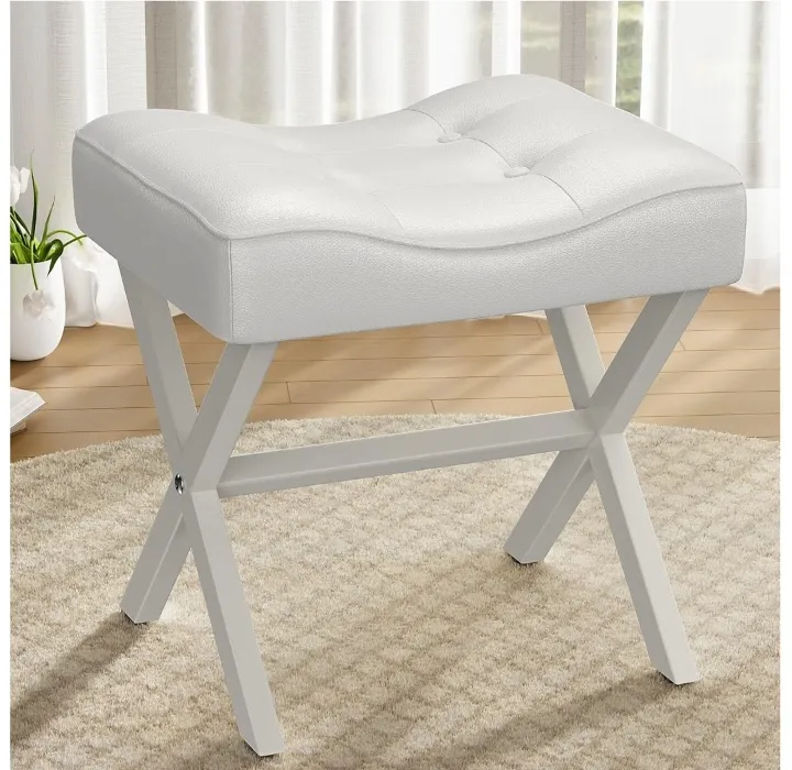 Vanity bench to do my makeup