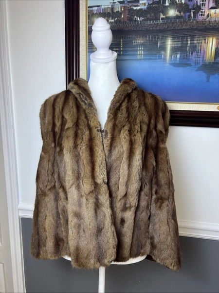 Vintage Brown Mink Fur Cape With Pockets