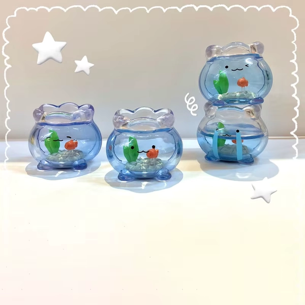 Nowość w magazynie Przezroczysty Mini Akwarium dla Złotych Rybek Jun Expression Blind Box Kawaii Mini Figurka Dekoracja na Biurko Prezent na Święta - AliExpress 26