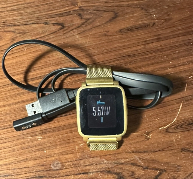 Gold Pebble Time Steel 2x Kickstarter Champion With Magnetic Watch Band