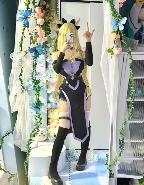 Lucy Costume