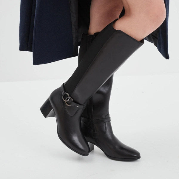 Bottes cavalières à talons en cuir noir femme