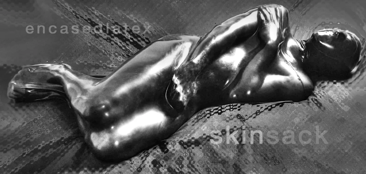 [IN STOCK] Vacuum Skinsack for 6ft(approx) Black 0.40mm + FREE HOOD