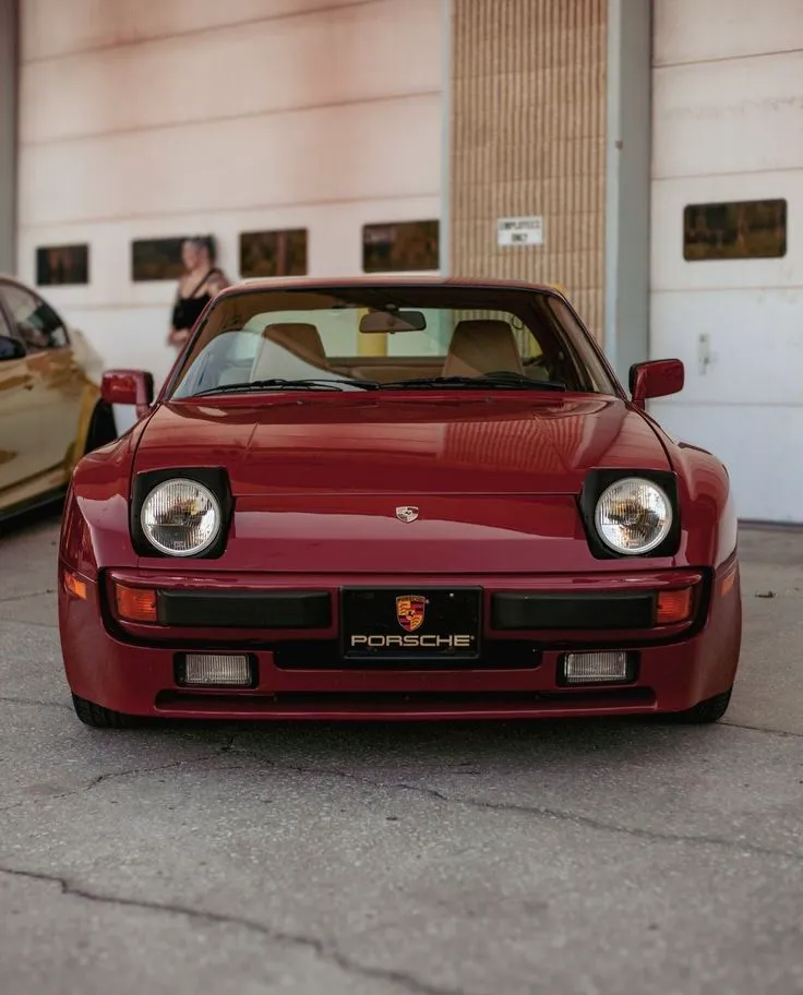 1985 Porsche 944