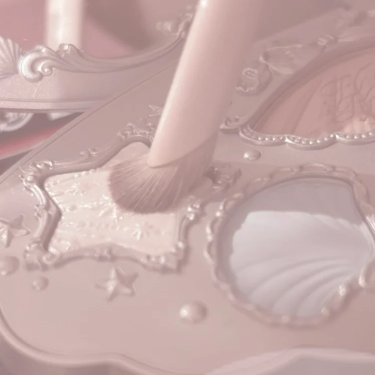 pretty make up 𐔌՞ ܸ.ˬ.ܸ՞𐦯