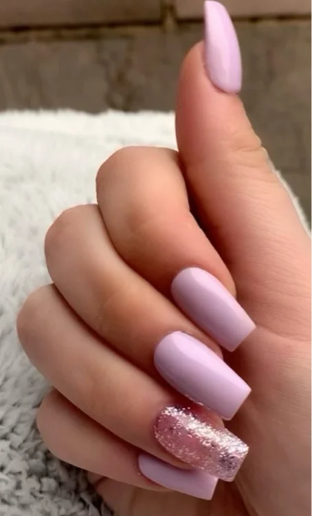 Nails 