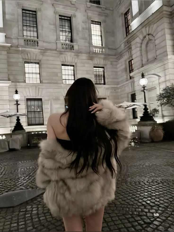 ⋆𐙚₊˚⊹ ᡣ𐭩 night out