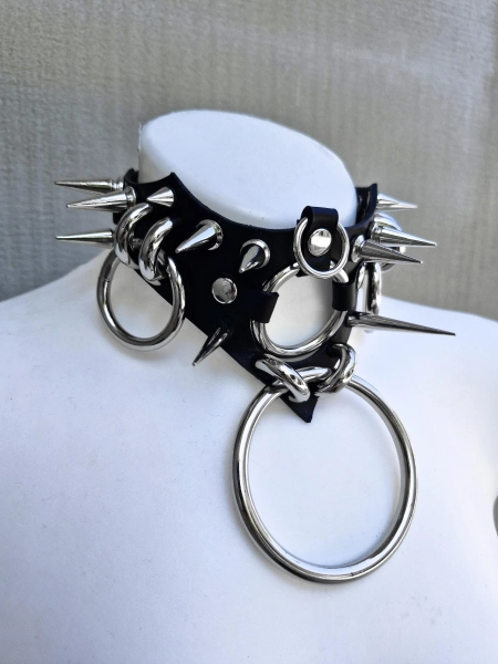 Black Leather Spikes Choker With Rings - Gothic Fashion Colar