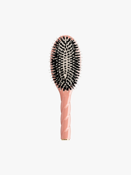N.03 The Essential Soft Brush