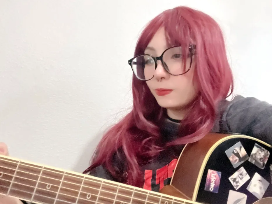 ⋆˙⟡ — for my first electric guitar 