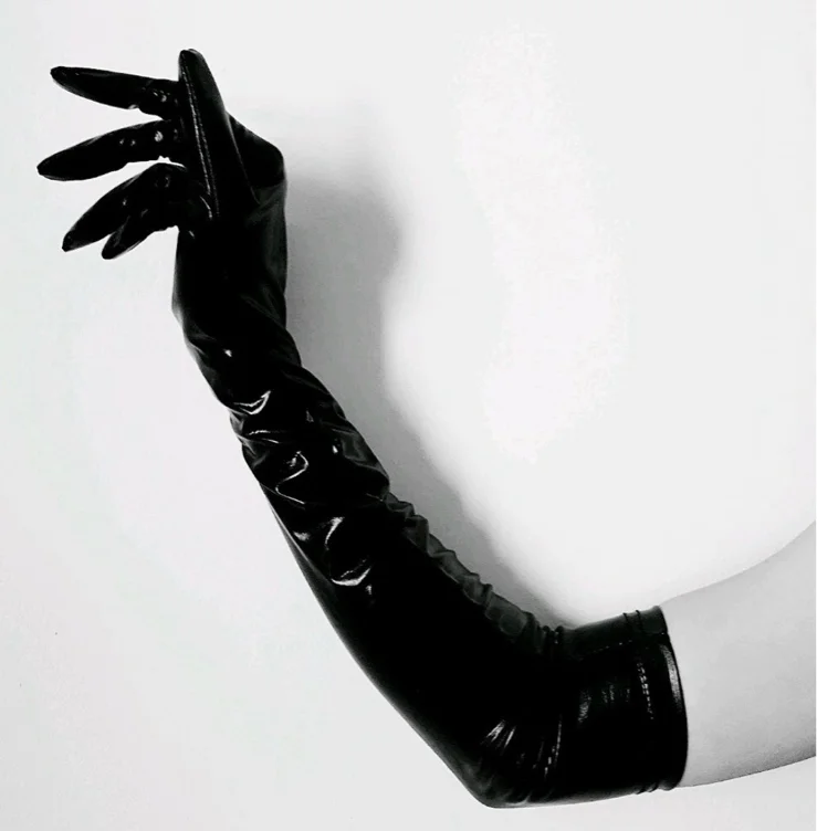 Black Latex Gloves 🖤