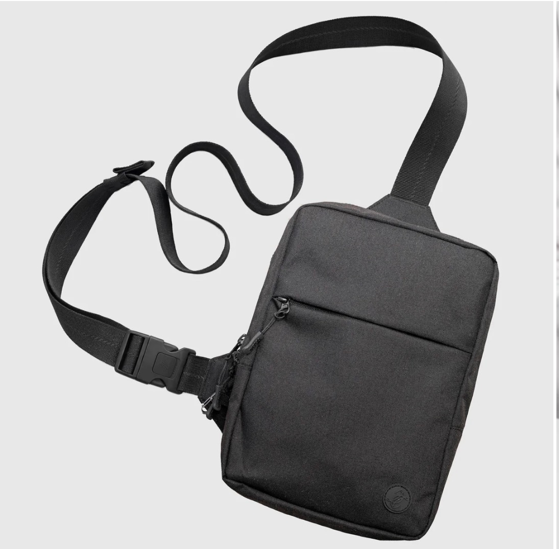 Travel Sling Bag 2.0 | Black / Max