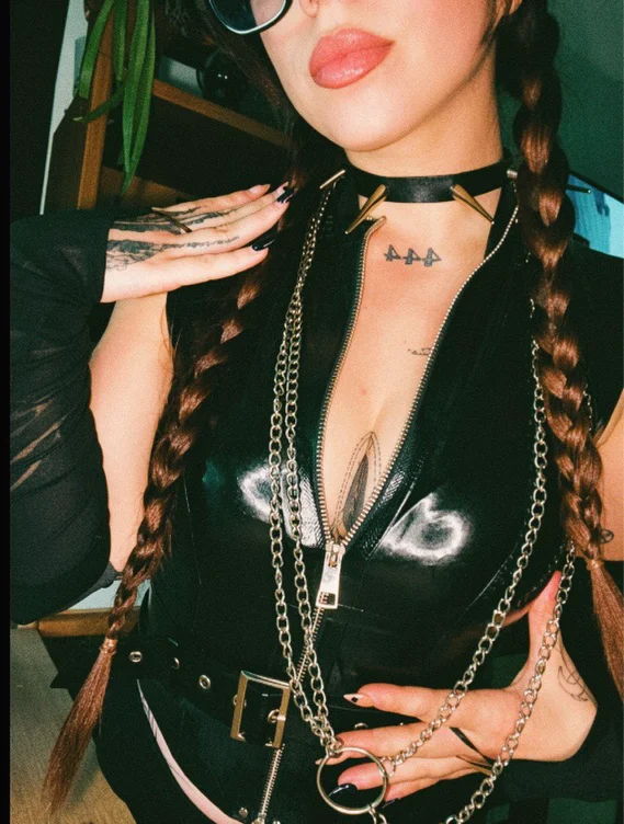 🖤