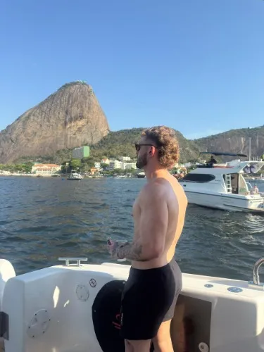 yacht party